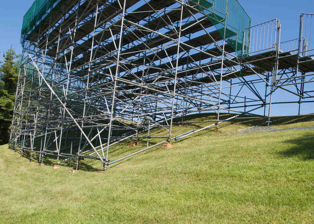 パナソニックオープン2009　仮設観覧席の事例